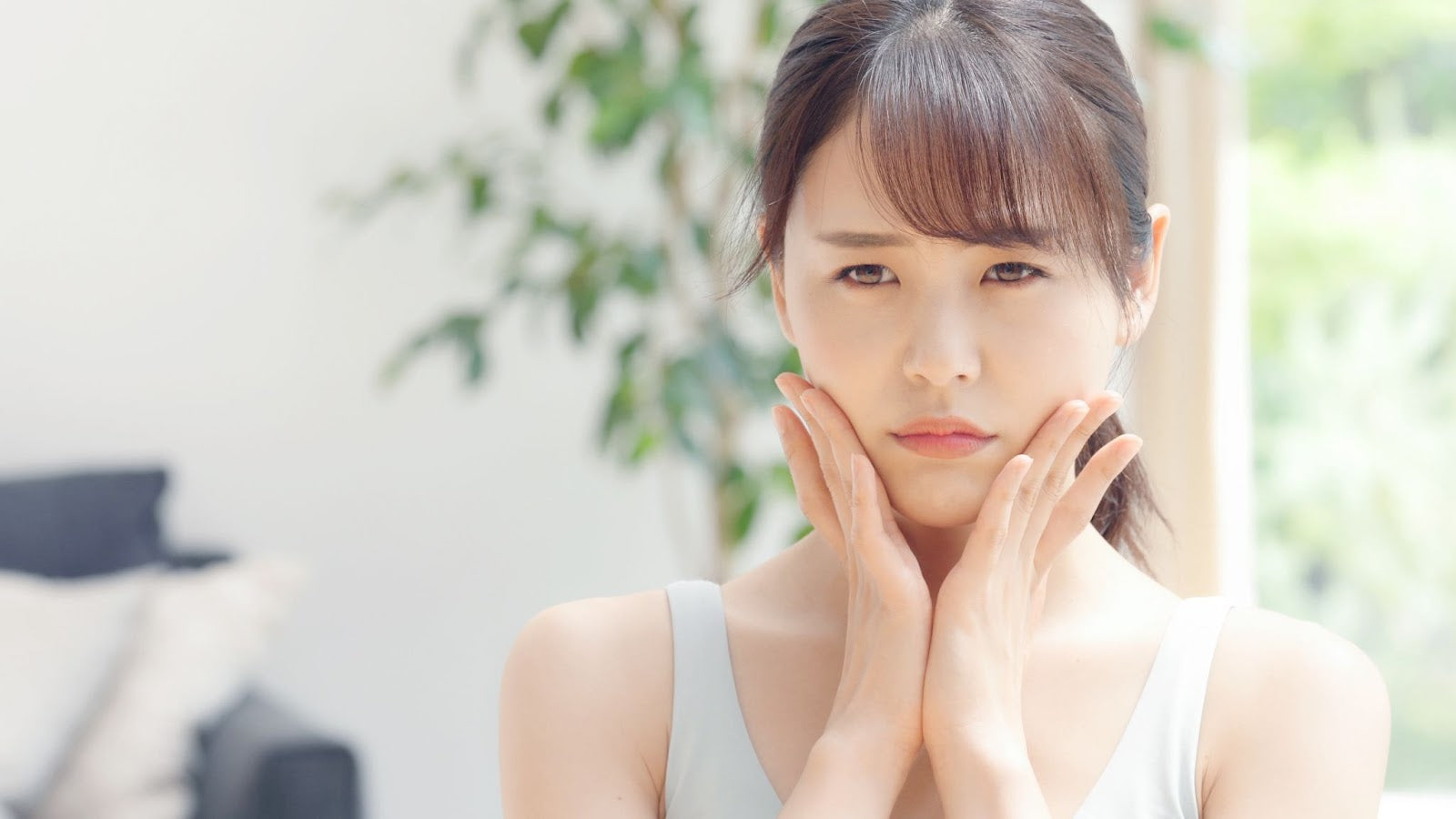 5 Serum Ingredients To Look For If You Have Damaged Skin