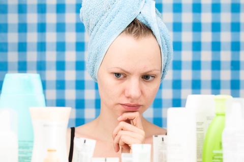 Tips memilih skincare untuk kulit berjerawat